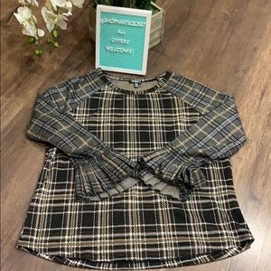 Hannah bell sleeve top